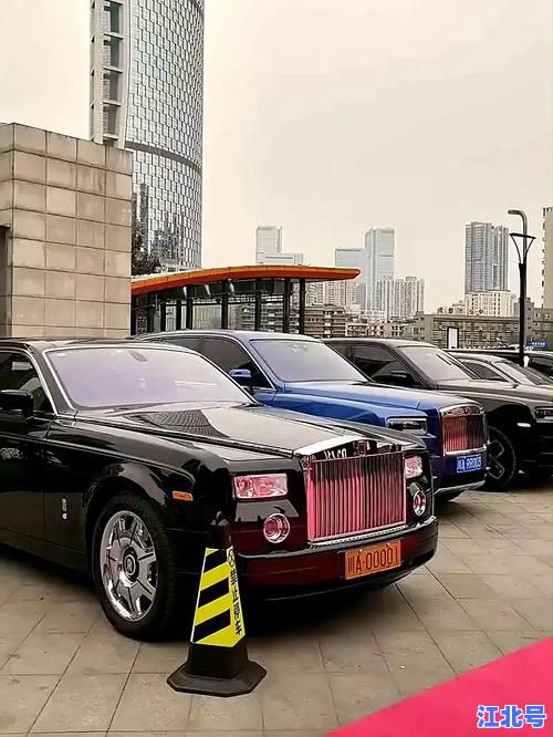 详细阅读:浙G77777黄牌劳斯莱斯现身杭州街头,车主身份成谜引全网热议豪车背后故事 浙G77777黄牌劳斯莱斯现身杭州街头,车主身份成谜引全网热议豪车背后故事