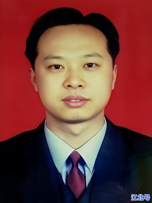 详细阅读:无锡朱斌个人信息爆料:江苏无锡本地网红朱斌最新消息、照片、抖音号全搜录 无锡朱斌个人信息爆料:江苏无锡本地网红朱斌最新消息、照片、抖音号全搜录